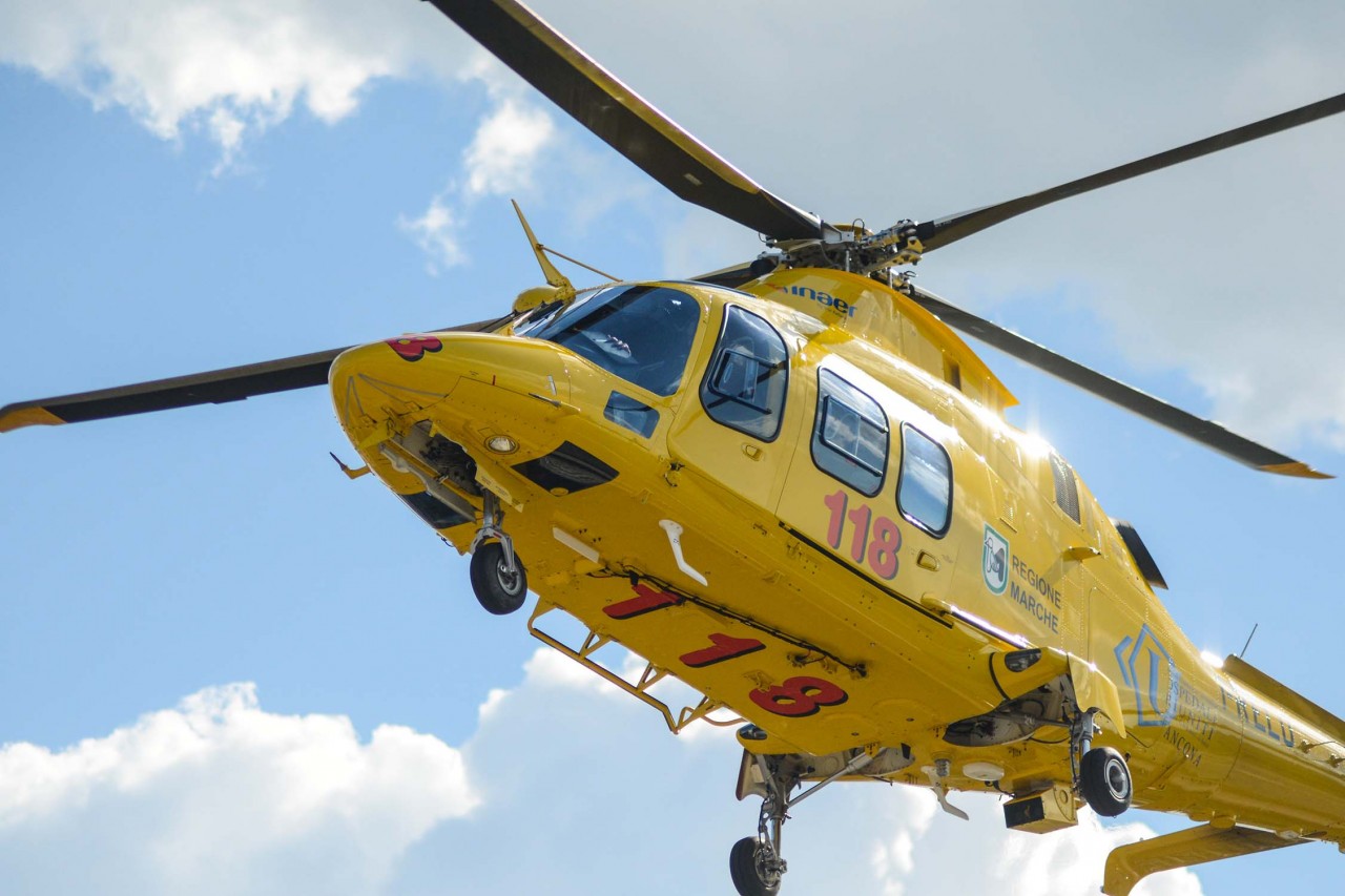 Incidente in moto sulla variante di Urbino: muore un giovane di 28 anni di Rimini