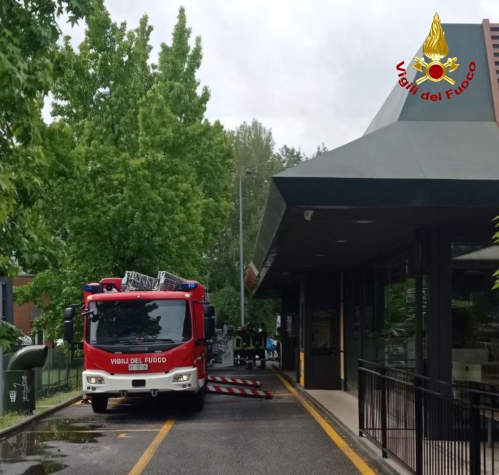 Incidente sul lavoro, operaio si ferisce a una gamba