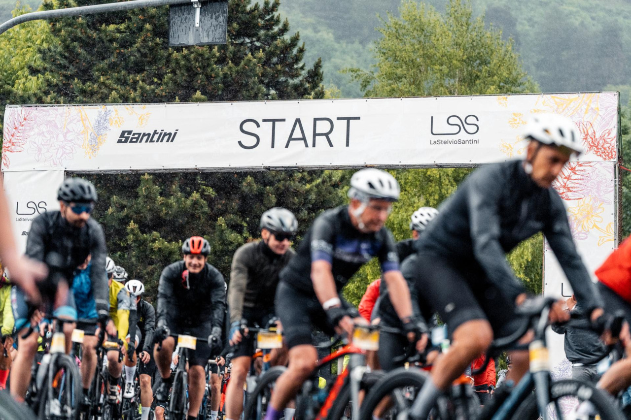 La Stelvio Santini 2026 è pronta al via: debutta la prova gravel