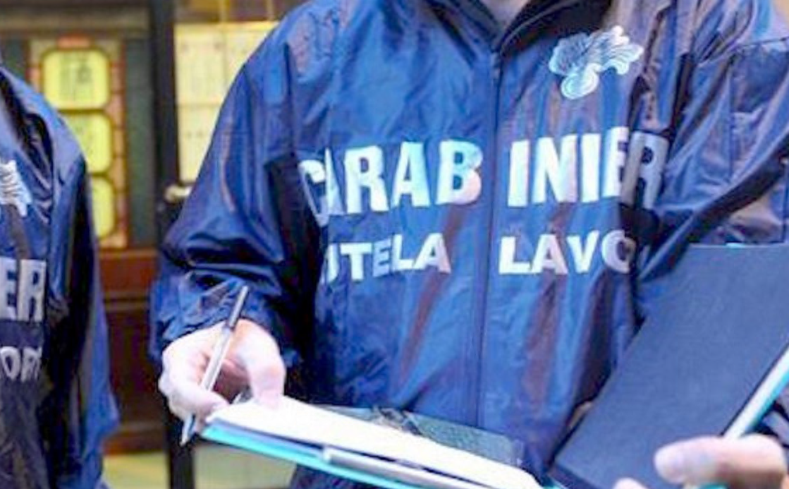 Lavoro nero, blitz dell’Arma dentro il bar dell’Ospedale di Settimo: maxi sanzione