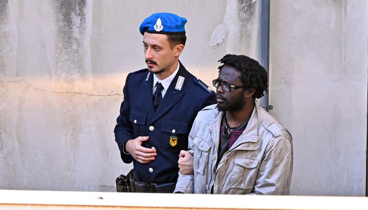 Lucido e freddo come «un sicario professionista»: le motivazioni della condanna all’ergastolo di Sangare