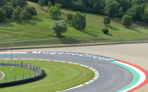 Mugello, grave incidente in moto lungo viabilità interna all’autodromo: ferito 68enne