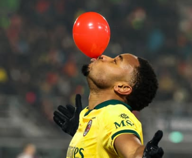 Milan, ballottaggio Gimenez-Füllkrug per affiancare Nkunku