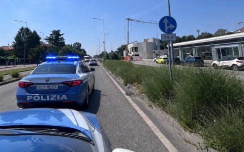 Non si ferma all’alt e si da alla fuga per le vie di Monza: imprenditore milanese indagato