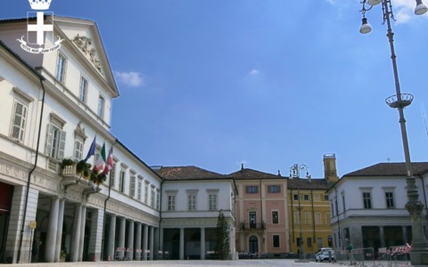 Per gli 80 anni della Repubblica italiana, una visita guidata ai palazzi delle istitizioni di Vercelli