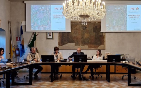 Presentata la Variante Generale al Pgt, taglio del consumo del suolo del 50%