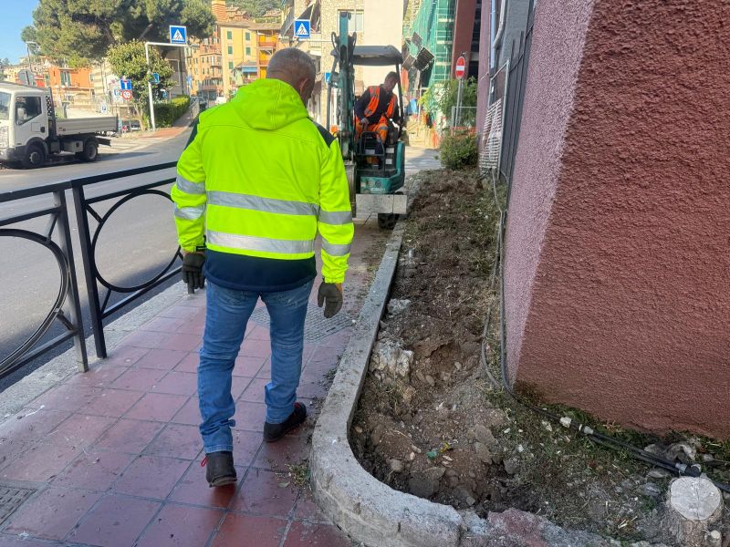 Recco: decoro e verde, lavori di riqualificazione nell’area della cabina Loderini