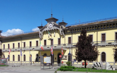 Ricercato per stalking sull’ex compagna, arrestato alla stazione internazionale