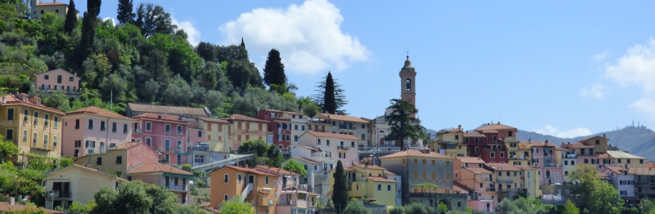 Rilascio e rinnovo del passaporto in posta a Castiglione Chiavarese