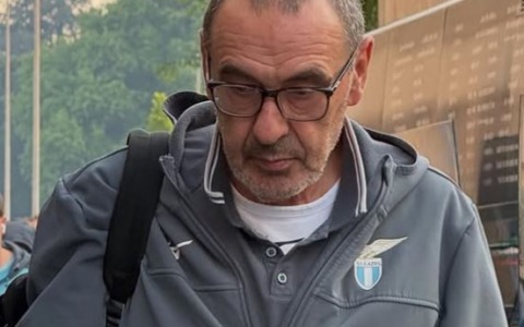 Sarri: “Dobbiamo crederci fino alla follia”