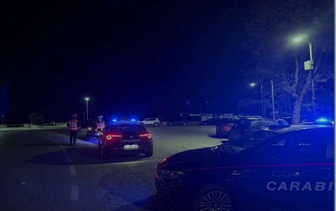Trovato in negozio, ma era ai domiciliari: arrestato