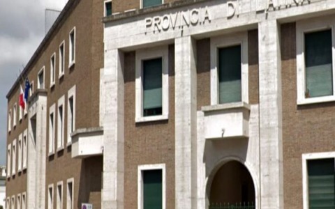 Uguaglianza nel mondo del lavoro, la Provincia premia gli studenti