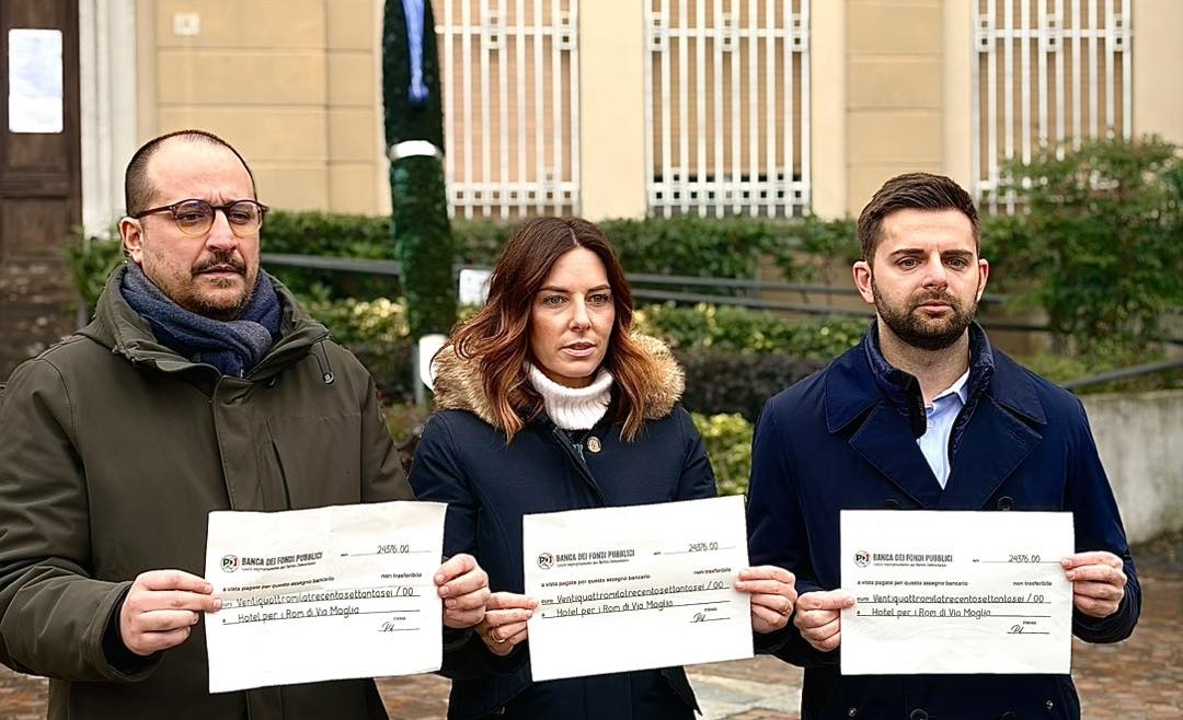 Via Moglia, Maugeri attacca: «Quei 24mila euro per gli hotel ai rom a cosa sono serviti?»