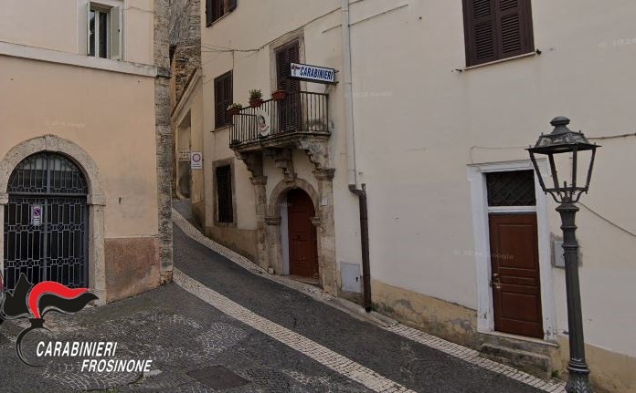 Violenze sulla ex compagna, arrestato un 41enne
