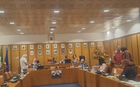 A San Mauro va in scena il Consiglio comunale…ma senza sindaco e vice sindaco