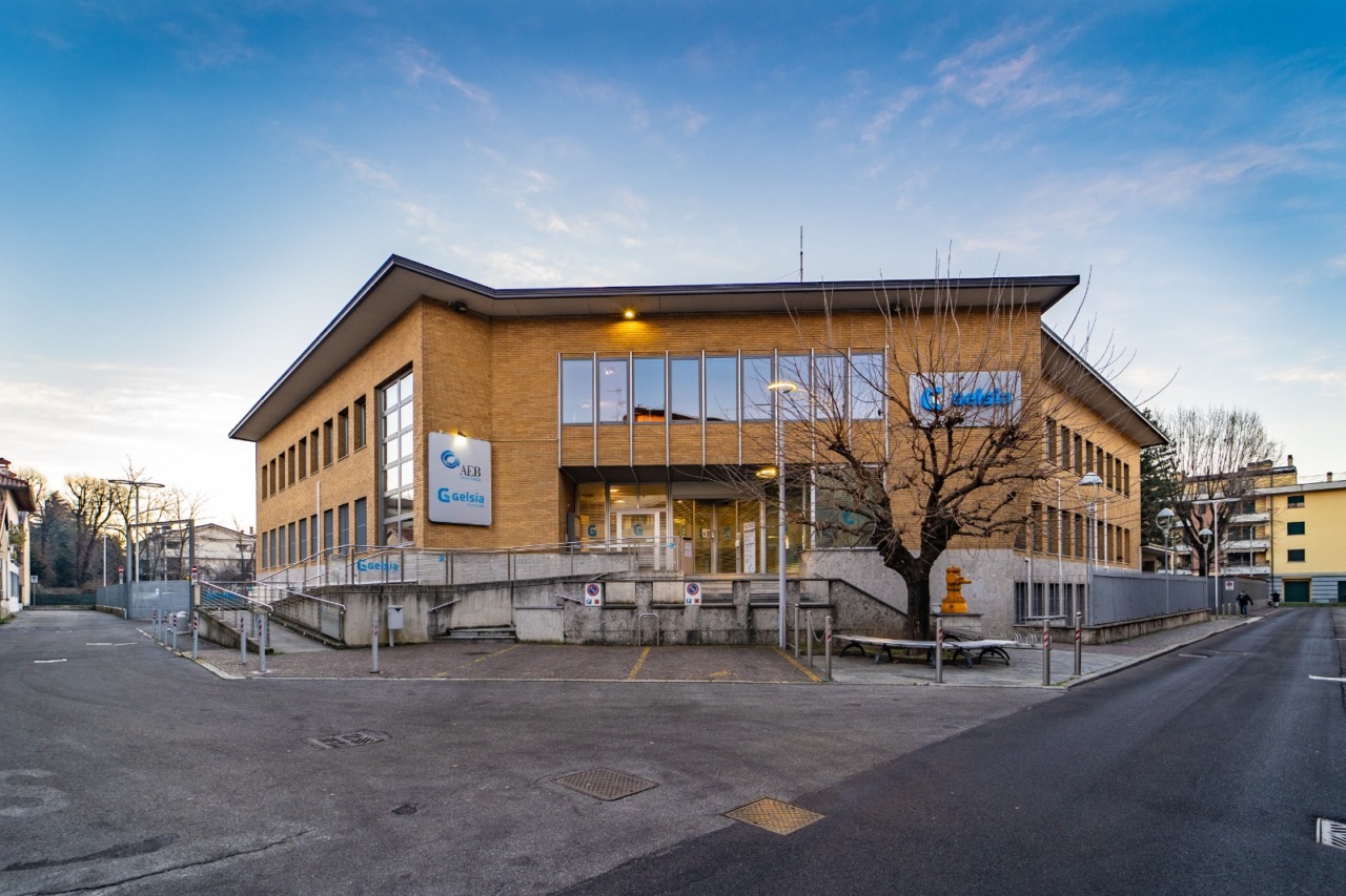 AEB investe sulle persone: nuove assunzioni, formazione e adesione al piano “Life Sharing”