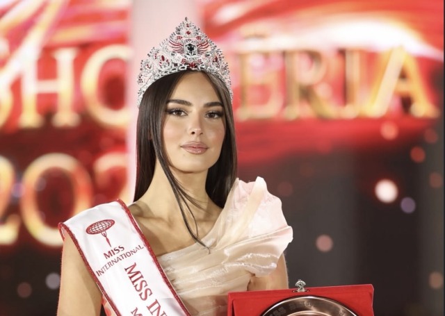 Alessia Surreli vola a Tokyo per Miss International