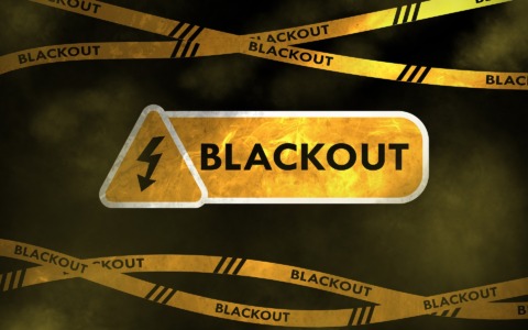 Ancora blackout di corrente: famiglie senza elettricità da 16 ore