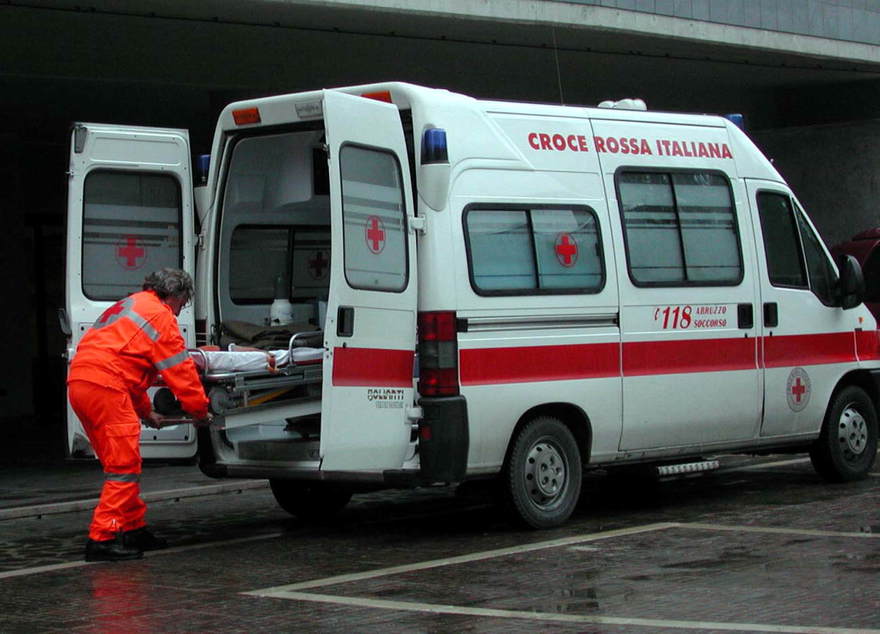 Annega in piscina a San Giuliano Vecchio: morto l’avvocato Silvio Bolloli