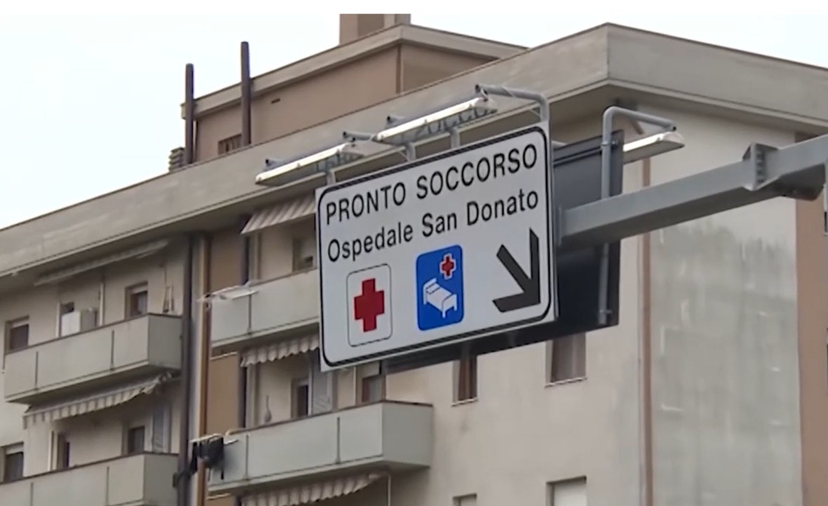 Arezzo, notte di follia con maxi risse e un investimento: sei feriti. Nessuno è grave