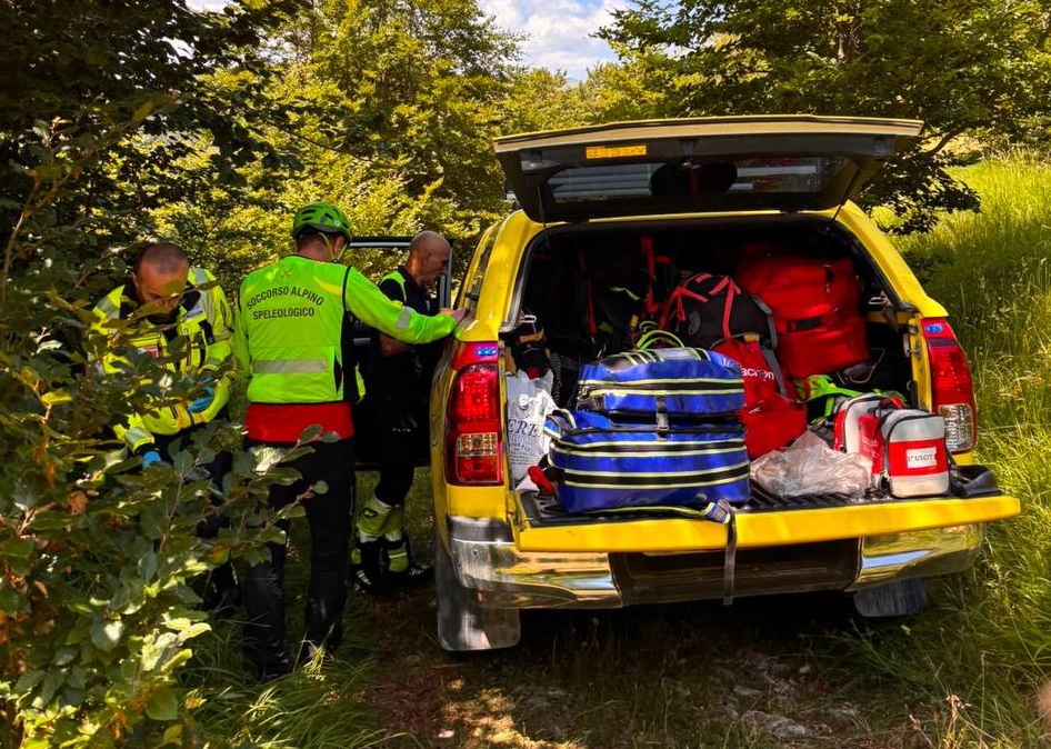 Arquata del Tronto. Escursionista colta da un malore lungo il sentiero a Forca Canapine, arriva il Soccorso Alpino
