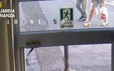 Assenteismo in Comune a Como: denunciati due dipendenti