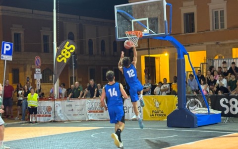 Basket in piazza, si parte con la terza edizione in centro