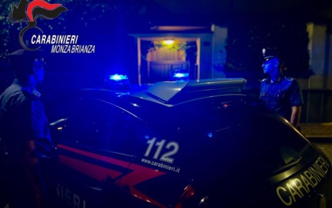 Beccato con hashish dopo una segnalazione, baby pusher denunciato