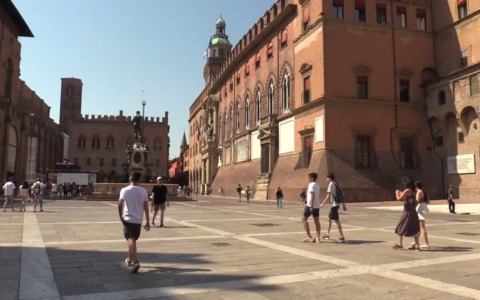 Bologna nella morsa dell’afa ancora fino a martedì