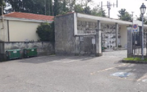 Cancelli automatici nei cimiteri: il Comune risparmia 20 mila euro annui
