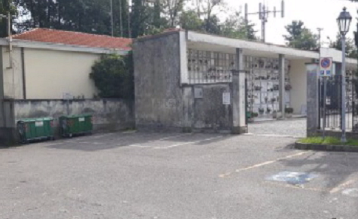 Cancelli automatici nei cimiteri: il Comune risparmia 20 mila euro annui