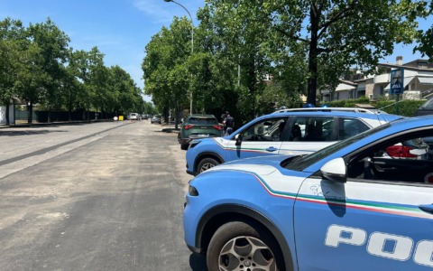 Cittadini stranieri irregolari, quattro espulsioni in cinque giorni eseguite dalla polizia di Stato