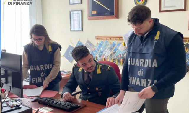 Con una fittizia sede a San Marino ometteva le dichiarazioni delle imposte dirette