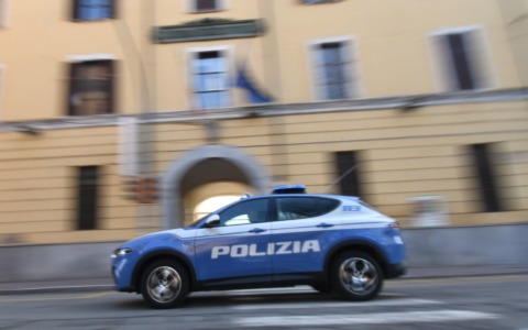 Contrasto allo spaccio di droga: a Casale Monferrato un arresto e una denuncia