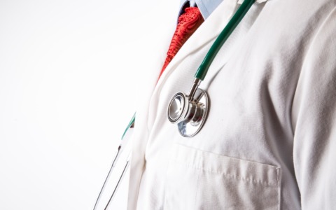 Controlli medici sulle assenze per malattia: l’INPS cerca cinque professionisti per la provincia di Pavia