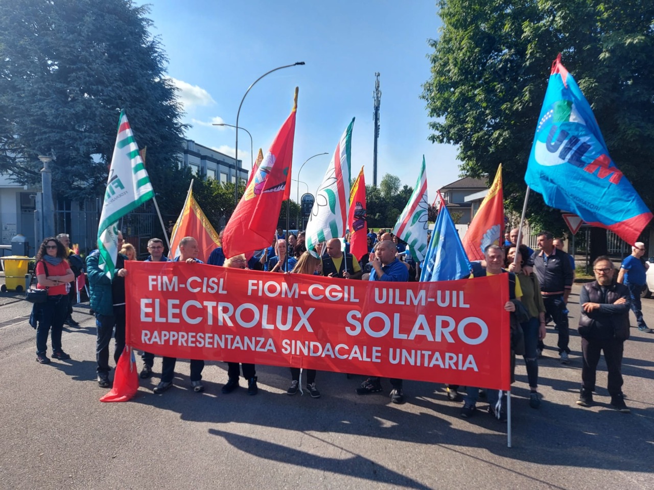 Crisi Electrolux, sospesi per 50 giorni licenziamenti e chiusure