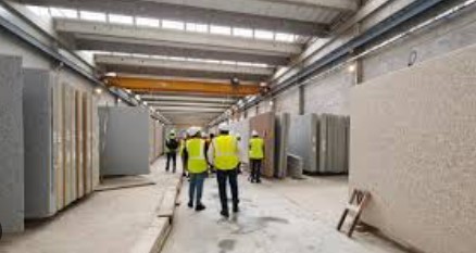 Crisi industriali, la Regione convoca i tavoli per cento licenziamenti