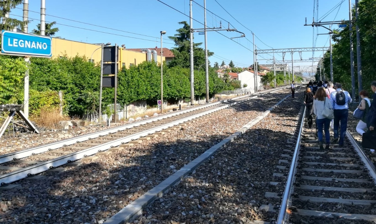 Dopo il tentativo di furto di rame, riprendono i treni fra Busto e Malpensa