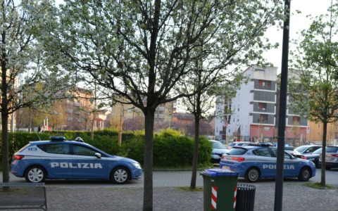 Doppia operazione delle Volanti a Cremona: scattano denunce e un allontanamento