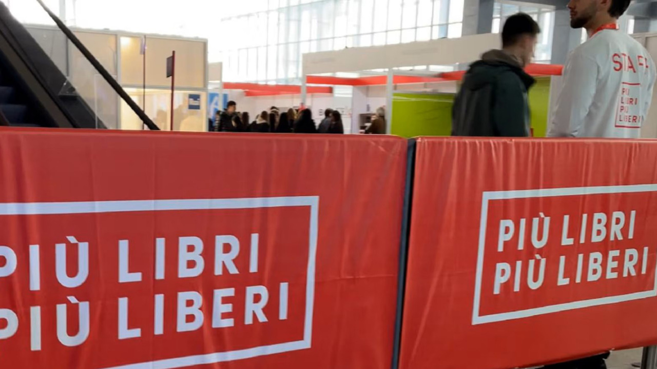 E’ scontro sul “patentino antifascista” per gli editori a manifestazione libraria all’Eur
