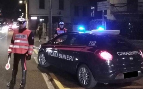 Era ai domiciliari ma spacciava lo stesso droga