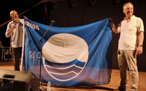 Festeggiata la sesta Bandiera Blu e “Benvenuti a Scauri”
