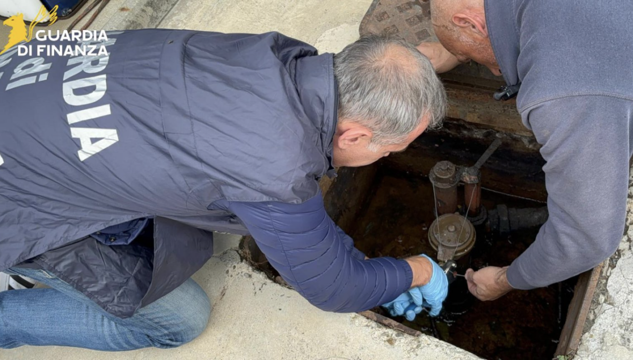 Frode nel settore dei carburanti: confiscati oltre 30mila litri di gasolio