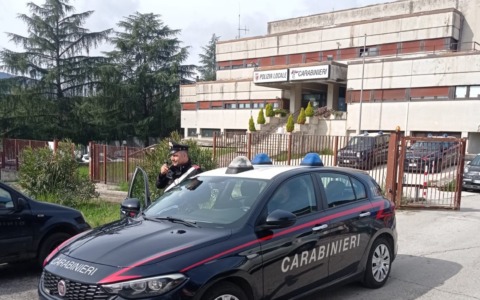 Furto di rame sventato grazie alla collaborazione dei cittadini, due uomini arrestati