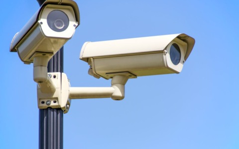 Furto in via Pisa a Recco, incastrate dalle telecamere le tre responsabili