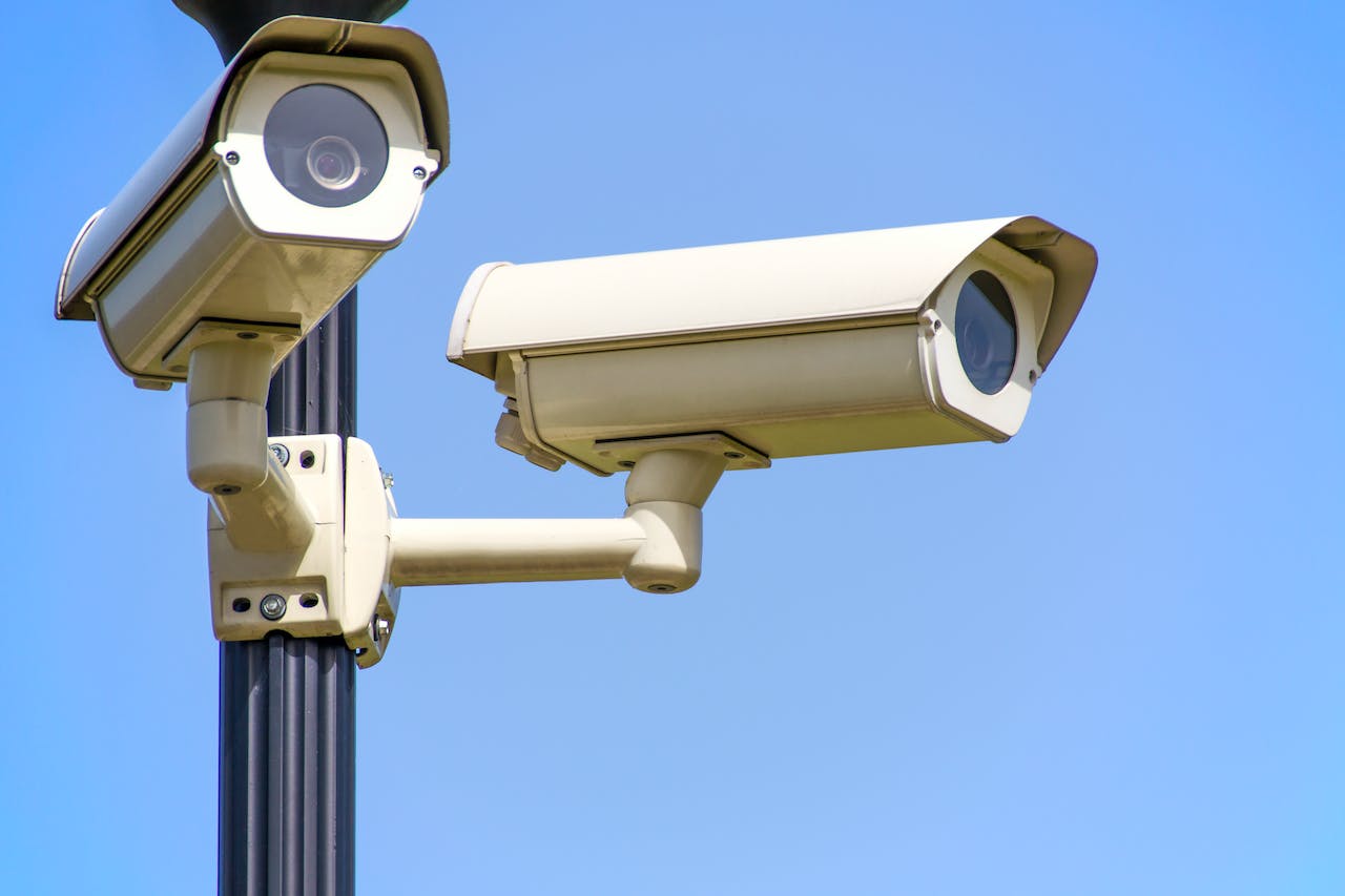 Furto in via Pisa a Recco, incastrate dalle telecamere le tre responsabili