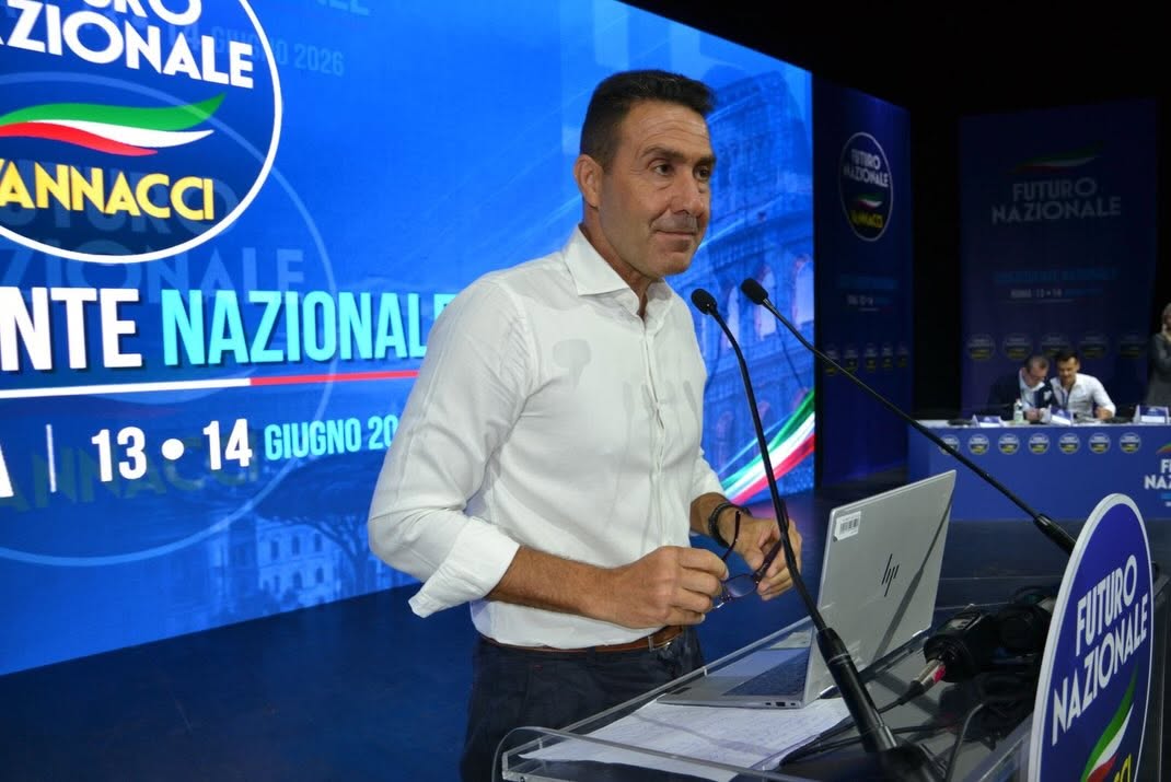 Futuro nazionale, si è conclusa l’assemblea costituente. Vannacci: “Non un partito di capi bastone, ma un partito di leader capaci di formare altri leader”. In tanti da Latina e Frosinone