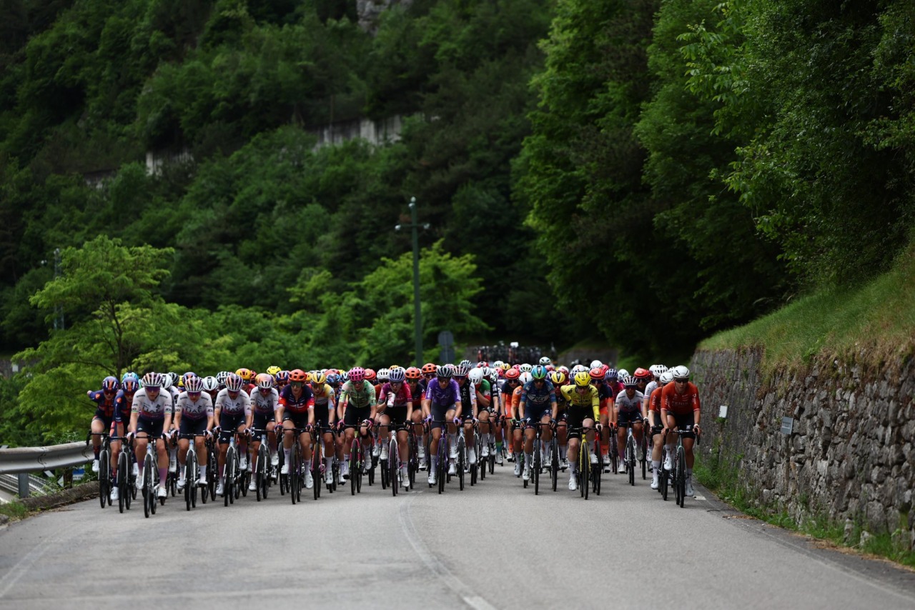 Giro d’Italia Women 2026, l’Oltrepò Pavese si prepara ad accogliere la tappa più lunga della corsa: le modifiche alla viabilità