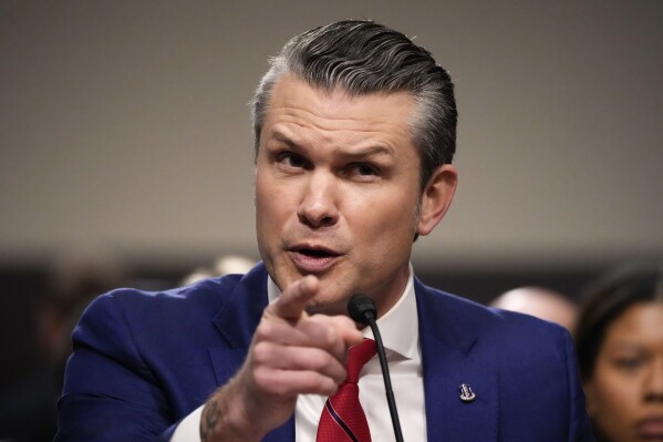 Hegseth parla di NATO 3.0: “Se gli alleati europei non spendono, i nostri contributi diminuiranno”