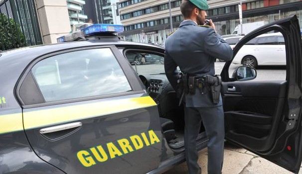 Il racket degli operai bengalesi per lavorare nella Bassa, un arresto ad Antegnate